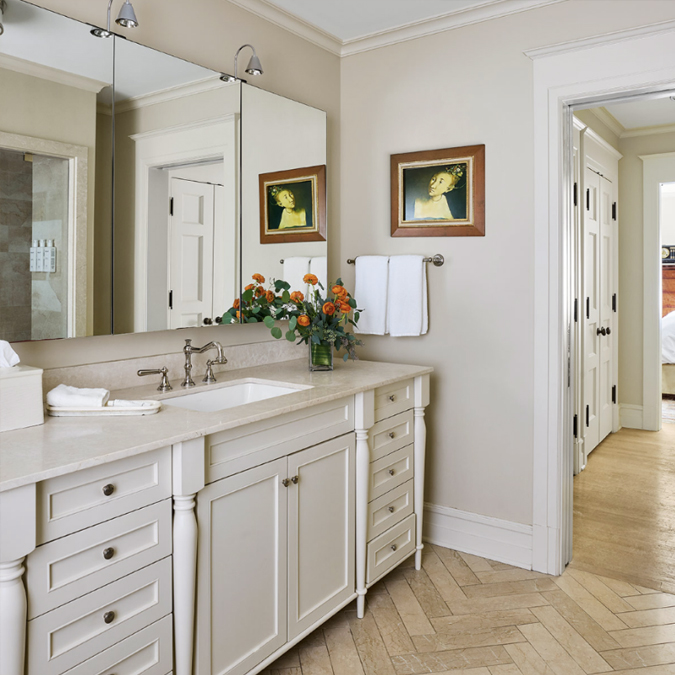 Carriage House Bathroom
