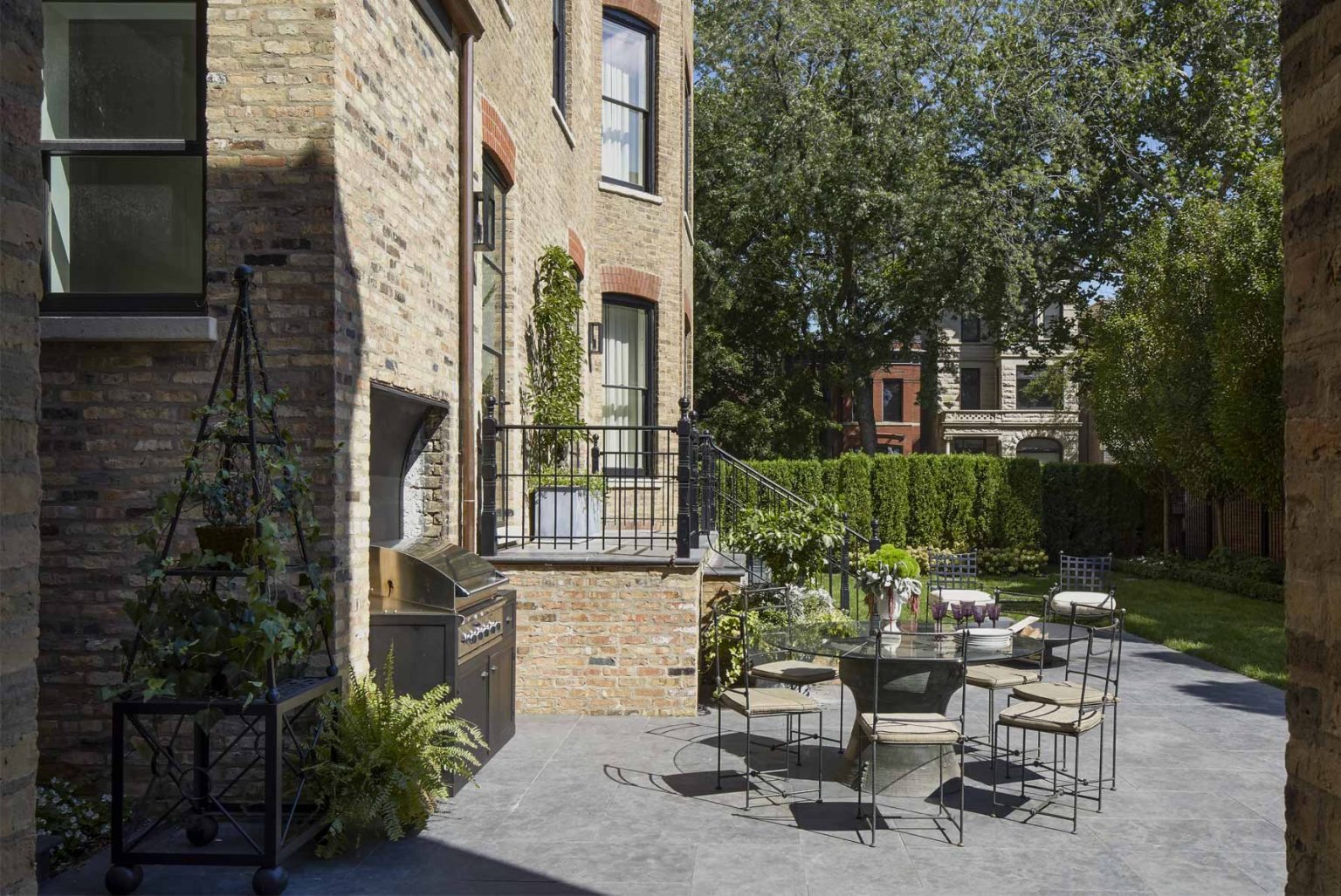 Carriage House outdoor terrace